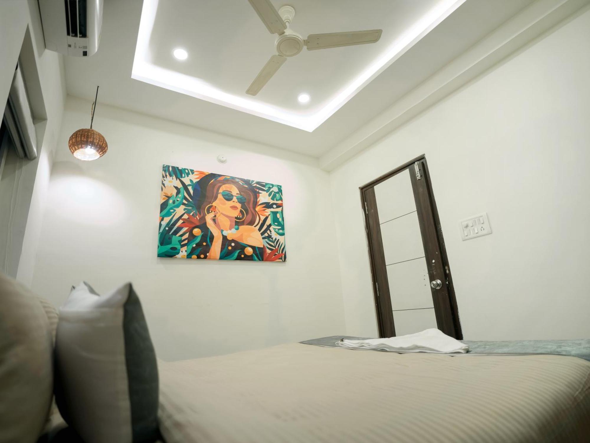 Hotel Euphoria Urban Sleep Hyderabad Exterior photo